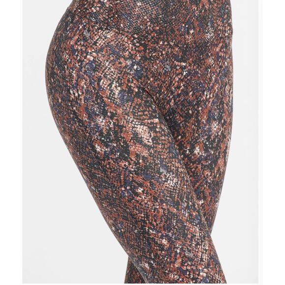 SPANX NWT Faux Leather Snake Shine Legging in Mocha Snake // XS - Picture 2 of 14
